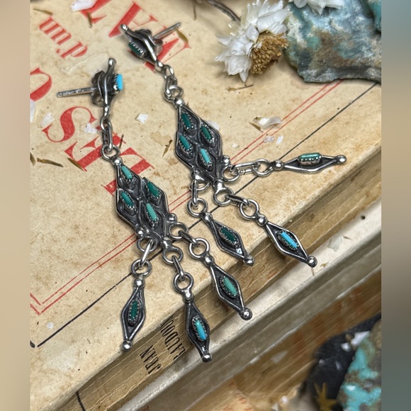 Artisan Native American Sterling Silver Turquoise Chandelier Dangle Earrings - Picture 4 of 10
